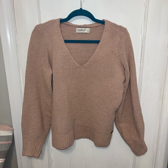 NWT Abercrombie & Fitch Soft A&F Collection Outlet Large comfy pink sweater - Picture 2 of 7
